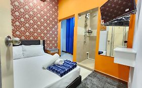 Holiday Hostel Klcc